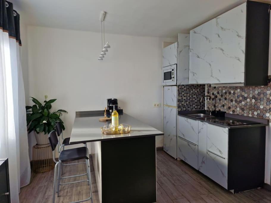 Rockbeach Bungalow Costa Teguise Bagian luar foto