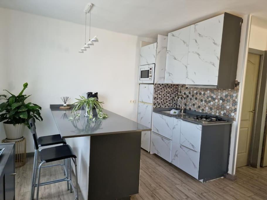 Rockbeach Bungalow Costa Teguise Bagian luar foto